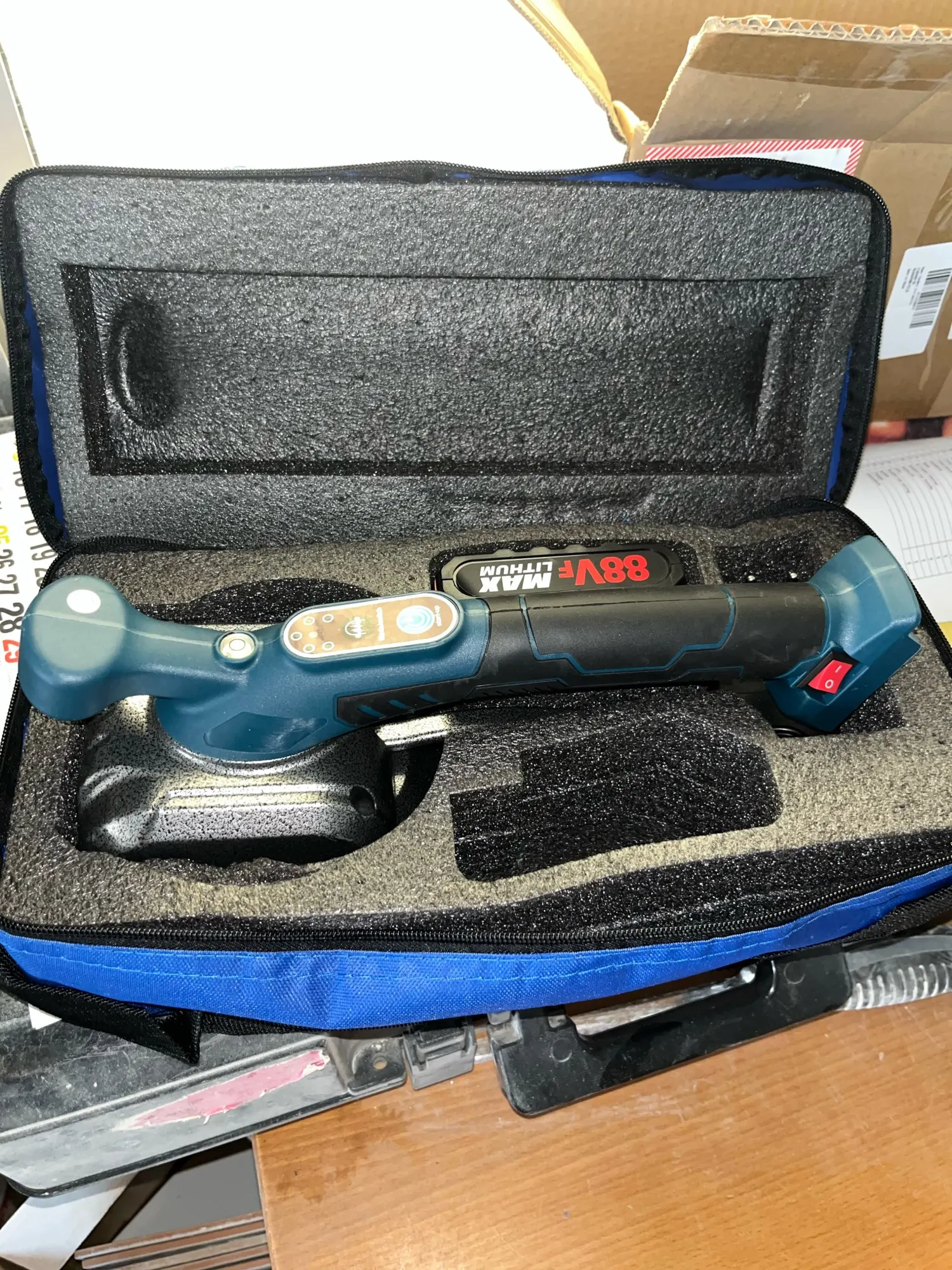 Drillpro 88VF Tiling Machine Electric Tile Vibrator Suction Cup Adjustable Automatic Floor Vibrator Laying Leveling Tools photo review