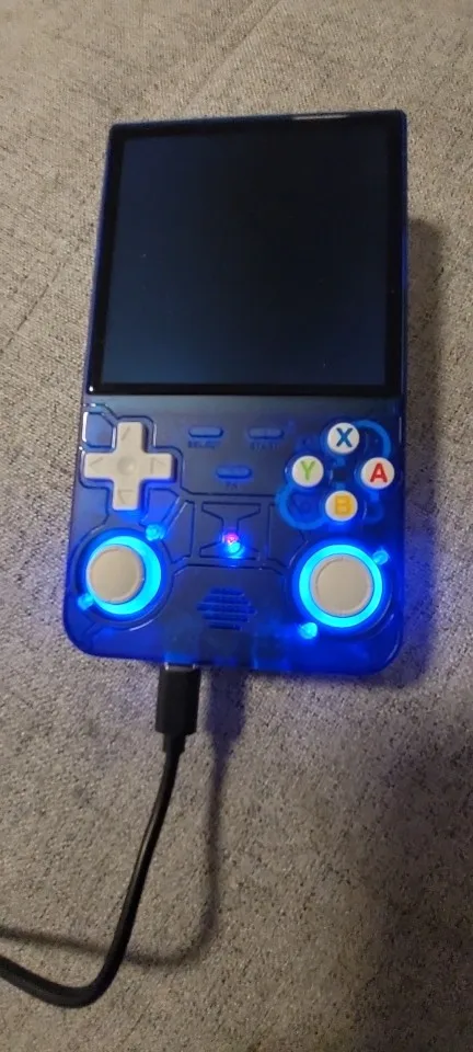 R36 ULTRA photo review