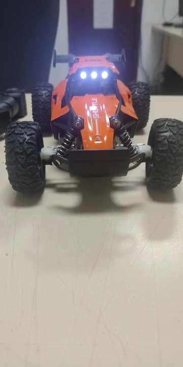 ZWN 1:16/1:20 2.4G Model RC Car With LED Light 2WD Off-road Remote Control Climbing Vehicle Outdoor Cars Toy Gifts for Kids photo review