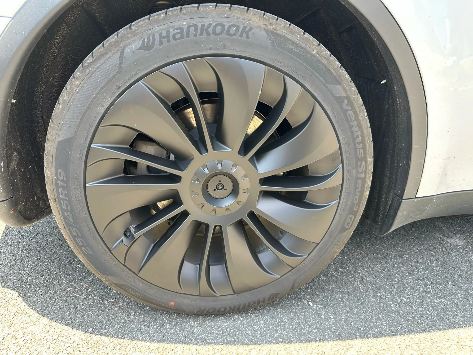 Teslahubs™ Wheel Caps customer photo