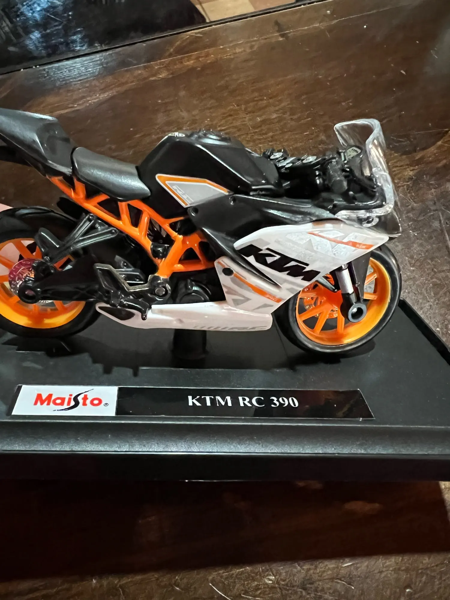 Maisto 1:18 Ktm Rc 390 690 640 Duke 450 
