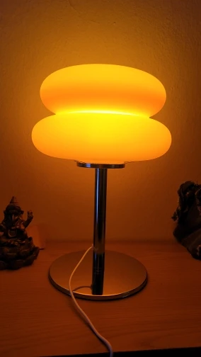 Chic Creamy Style USB Bedside Lamp with Tri Color Dimming photo review