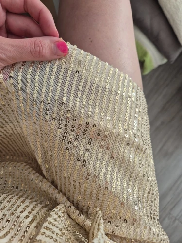 Elegant Beaded Mini Dress with Flare Sleeves for Summer Style photo review