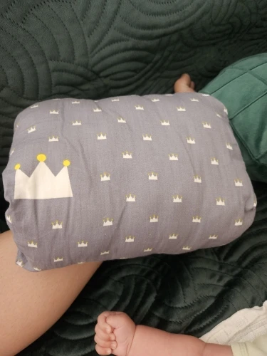 Comfy Cradle Nursing Pillow - Arm Cushion for Breastfeeding Moms photo review