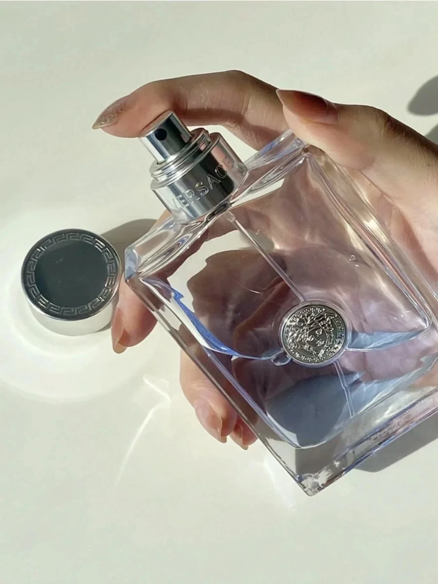 Рисунок 4 - Натуральная туалетная вода Versace