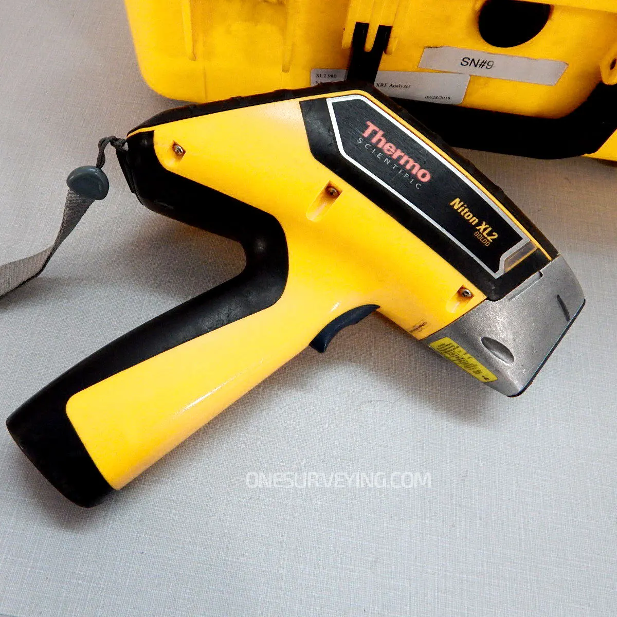 

Лидер продаж Thermo-Scientific Niton XL2 980 GOLDD XRF Анализатор-свинцовая краска, почва, минералы! rnet спутниковый Блюдо Набор Square v2