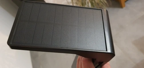 Borne solaire LED puissante design moderne