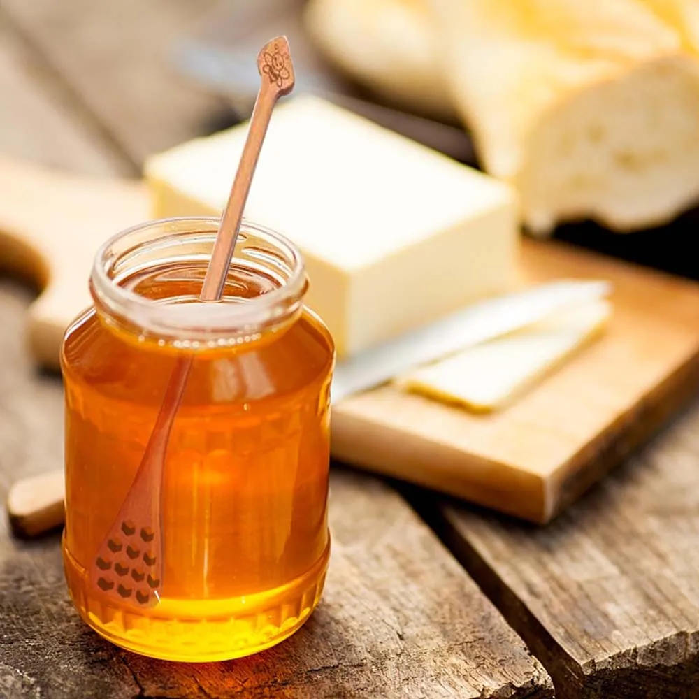 Elegant Wooden Honeycomb Heart Pattern Honey Stirring Spoon with Long Handle - Perfect