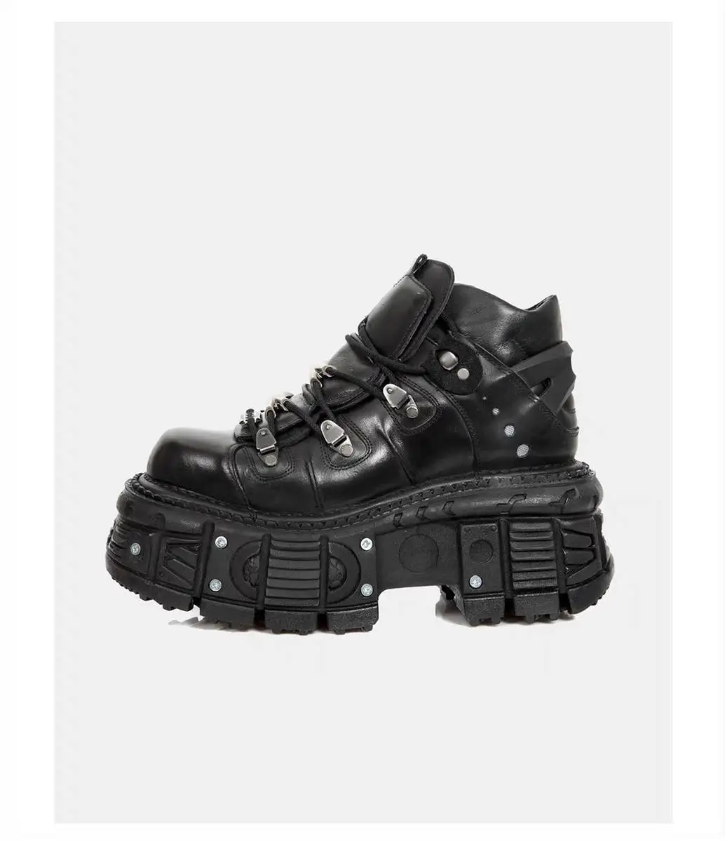 Рисунок 4 - Кроссовки в стиле New Rock Tan