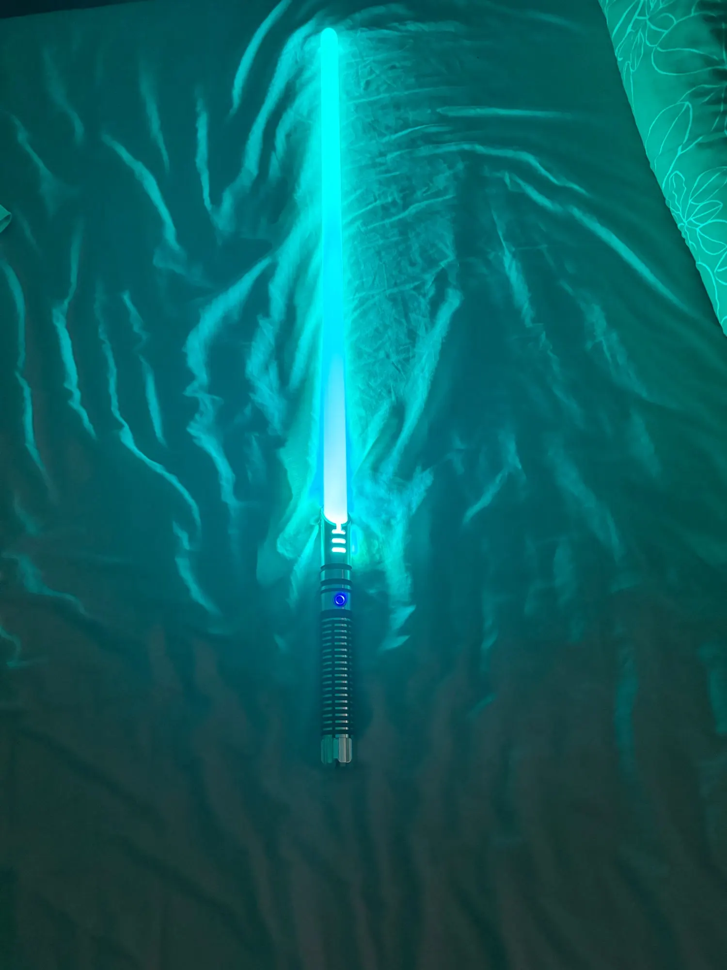 Neopixel Lightsaber RGB Smooth Swing Heavy Dueling Jedi Sword for Cosplay and Combat photo review