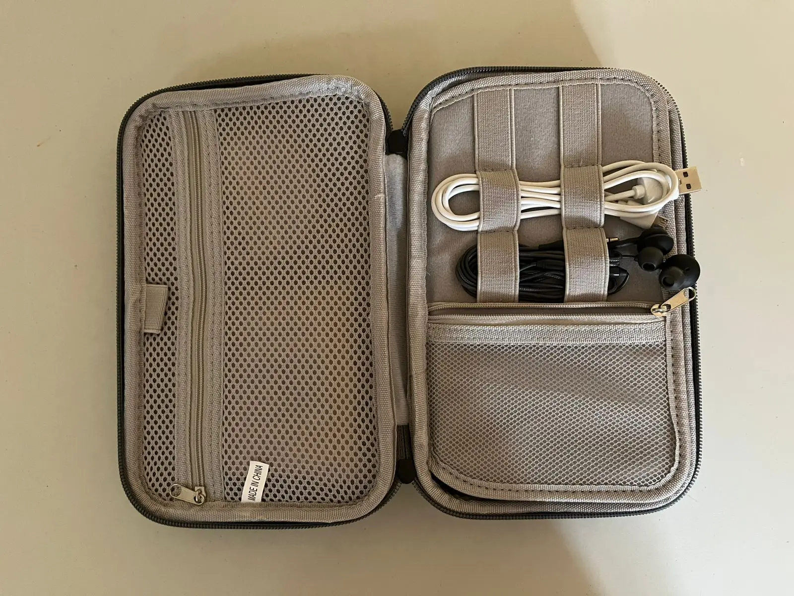Large Capacity Travel Electronics Accessories Organizer Tablet Hard Disk Cable Portable Storage Bag EVA Duricrust Airbag photo review