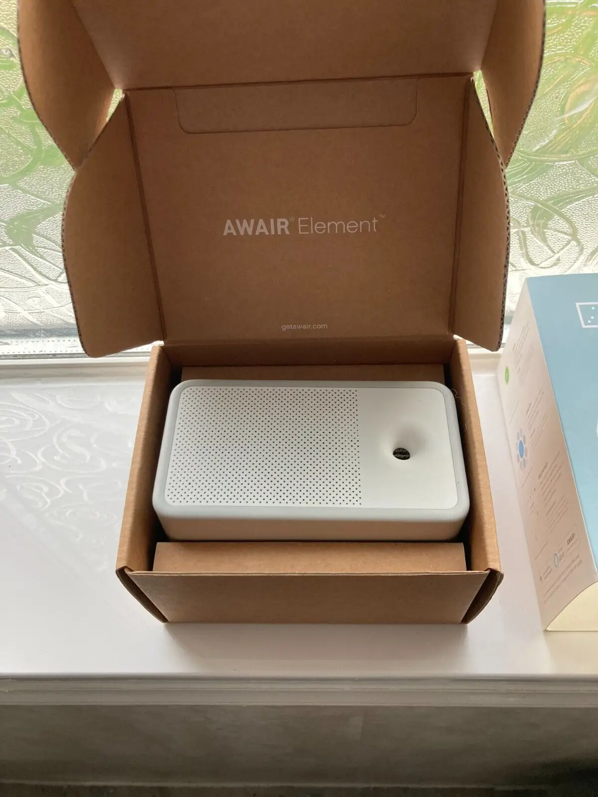 

Новый домашний монитор качества воздуха Awair Element