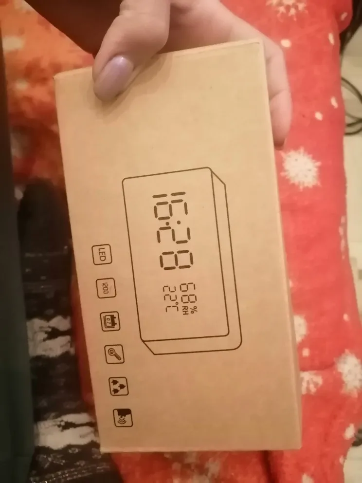 Digital Wooden Alarm Clock USB/AAA Powered photo review