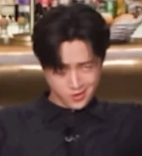 Long Sleeves Mezzo Piano T-Shirt photo review