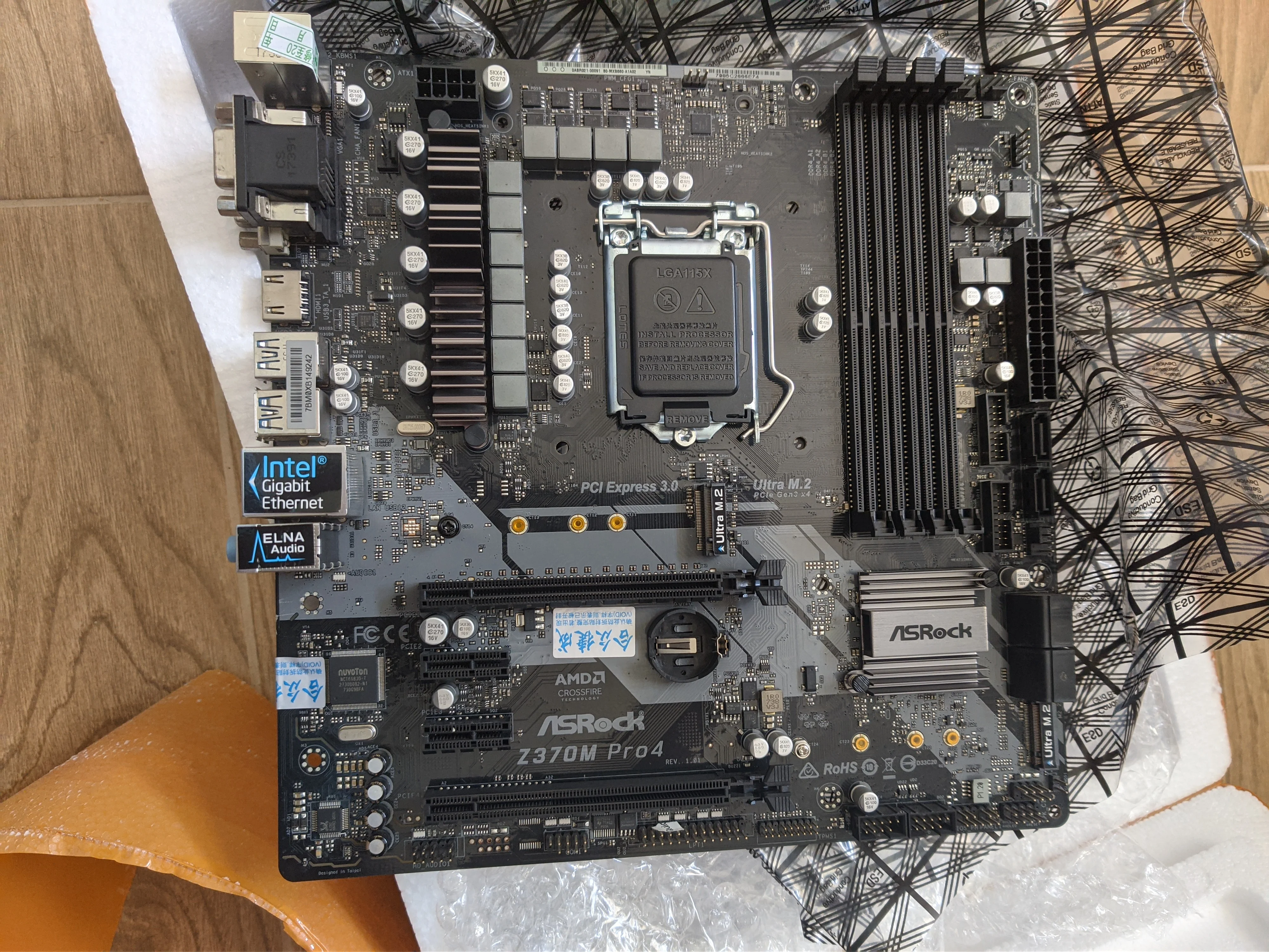ASROCK Z370M PRO4 Placa-mãe de oitava geração Micro-ATX DDR4