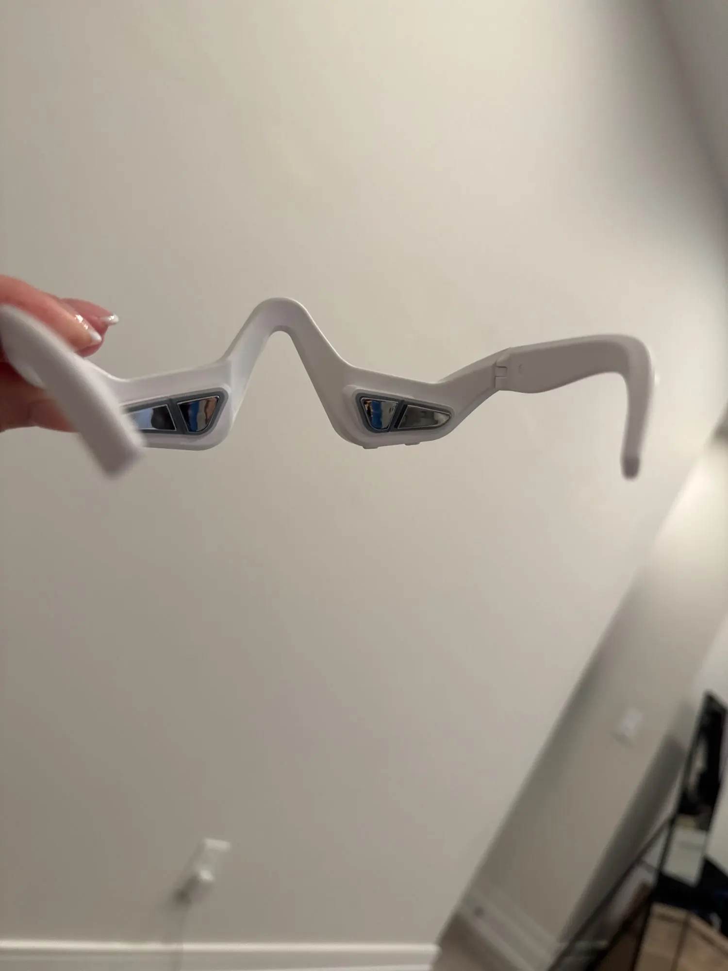 ZELUMINA™ – Repair Glasses for Dark Circles.
