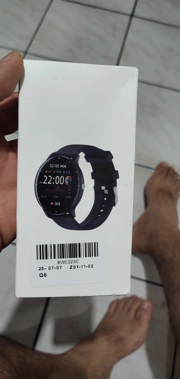 Smartwatch with Bluetooth Calling & Health Monitoring
