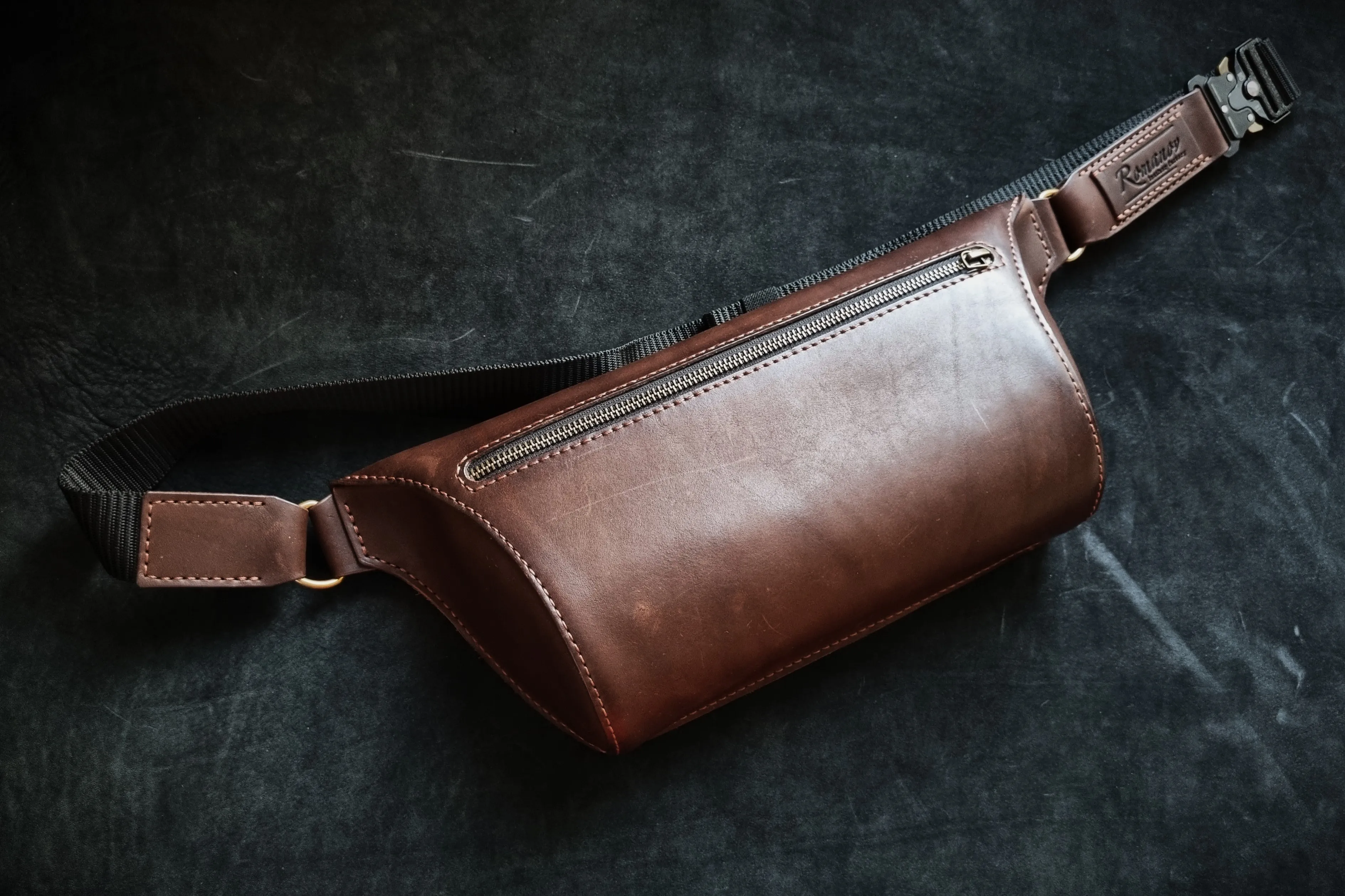 Сумка на пояс