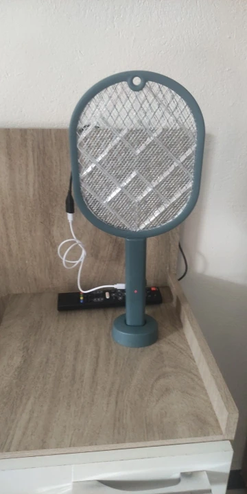 Hot Sale 4000V Electric Insect Racket Swatter Zapper USB Rechargeable Summer Mosquito Swatter Kill Fly Bug Zapper Killer Trap photo review