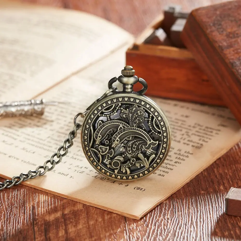 Top Vivid dolphin Carving Design mechanical Pocket Watch Vintage Bronze Interesting Design Clock for Men Women 2023