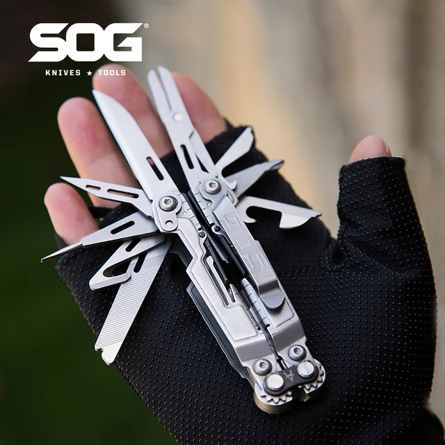 Compact 18-in-1 Tactical Multi-Tool 1