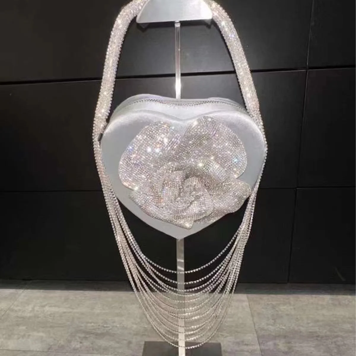 Luxury Glitter Floral Rhinestone Diamond Tassel Evening Bag