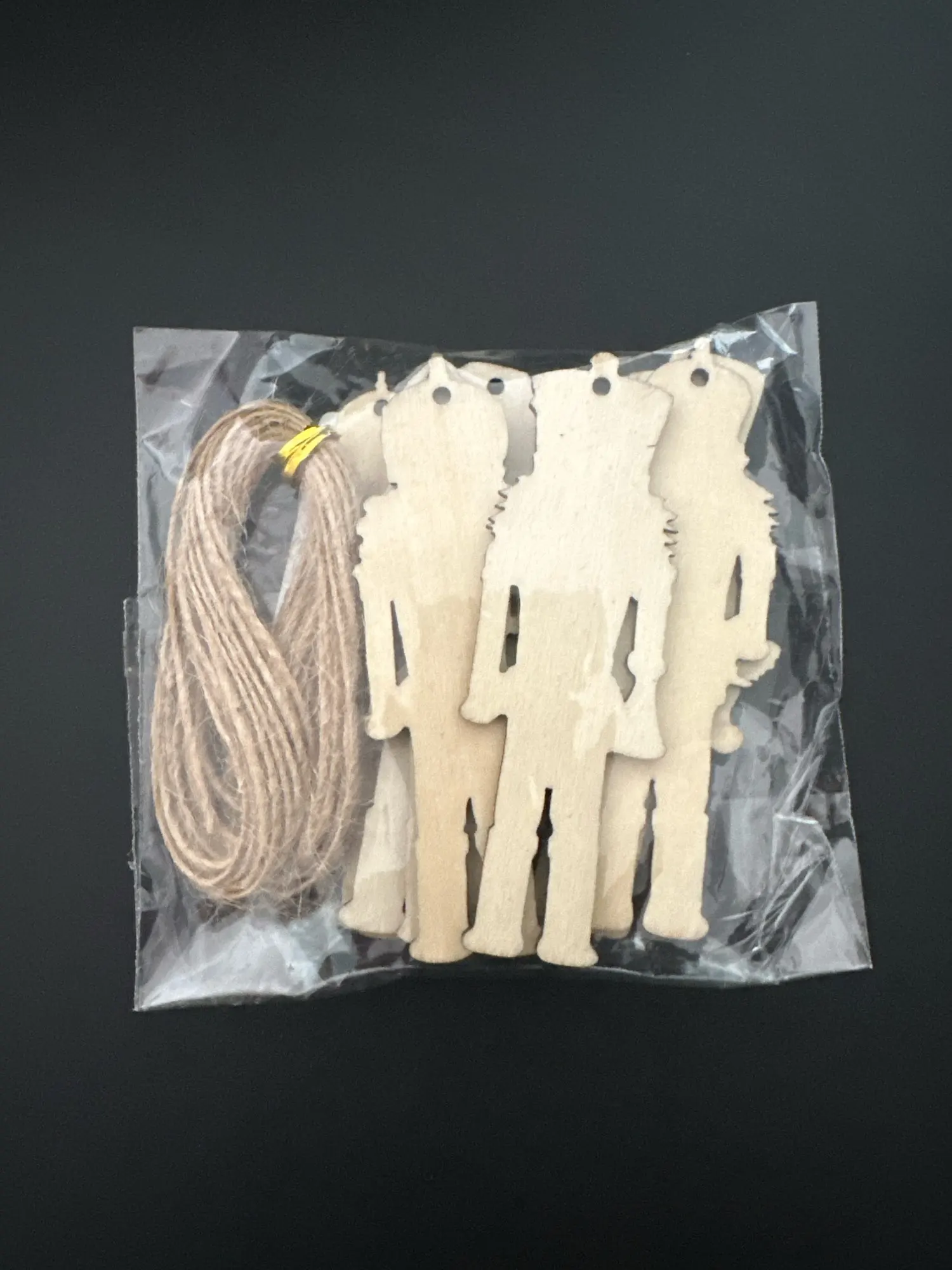 12 Uds. De cascanueces de Navidad, soldado, colgante de madera, adorno colgante para árbol de Navidad, decoración navideña 2024 para el hogar, regalo de Año Nuevo 2025 photo review