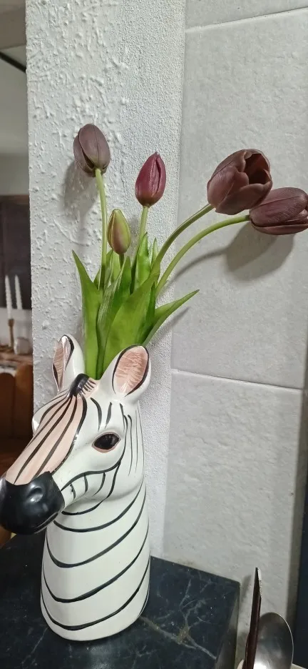 Bouquet de tulipes violet prune