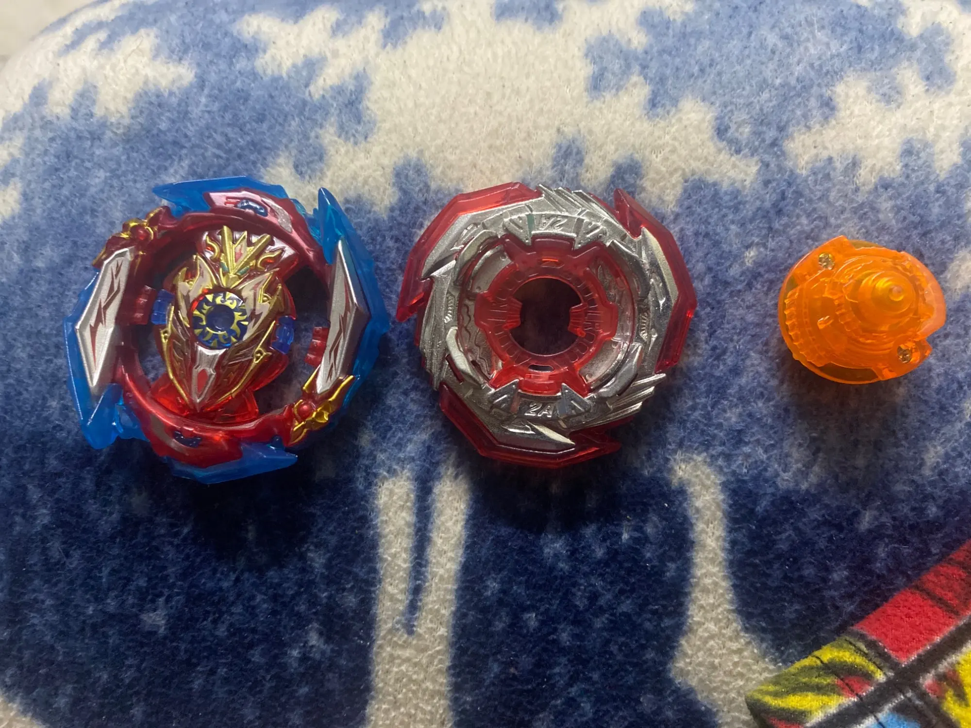 B-x Toupie Explosão Beyblade Girando Topo Superking Valtryek Códigos  Aquiles Hyperion Helios Vulcão B174 Limite Quebrar Dx - Peões - AliExpress