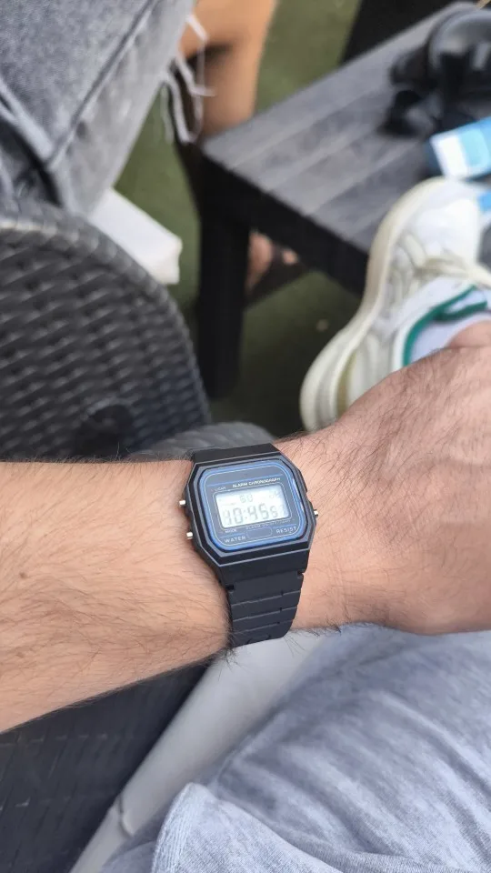 Sport LED Digital Watches for Men Simple Small Square Dial Electronic Watch Silicone Band photo review