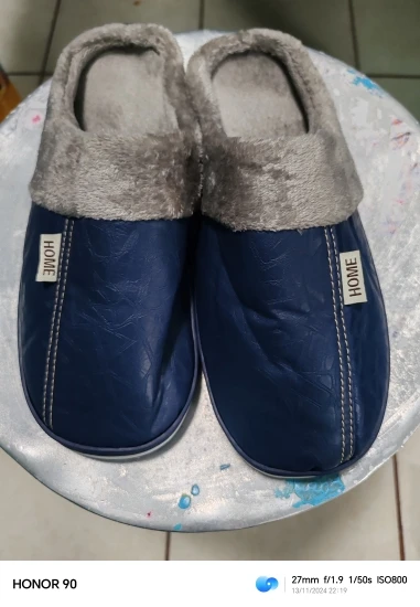 Men's Home Winter Indoor Slippers Warm Shoes Thick Bottom Plush Waterproof Leather House Man Slippers Cotton Flat Couple Shoes photo review