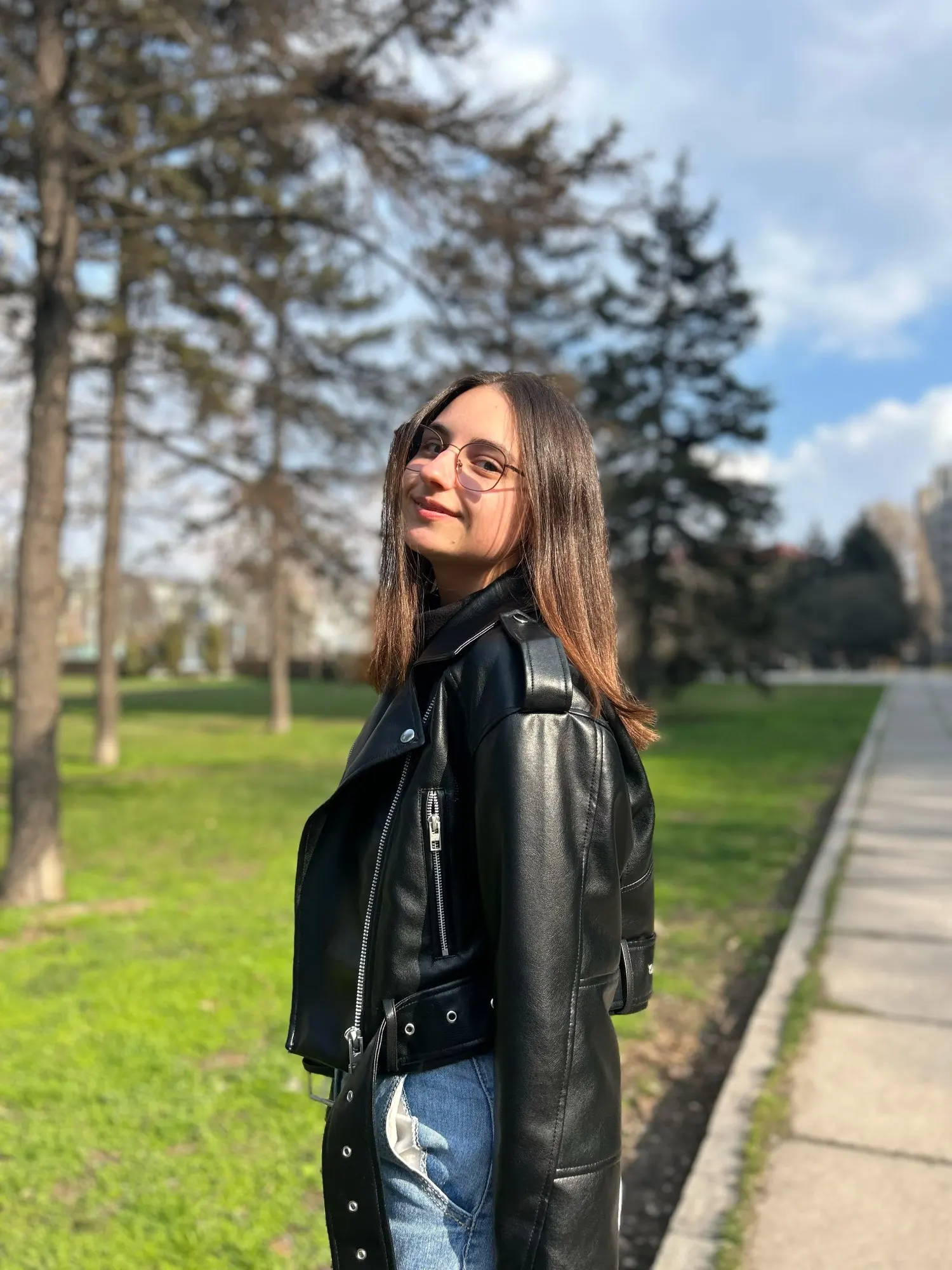 Ailegogo Faux Leather Short Jacket photo review