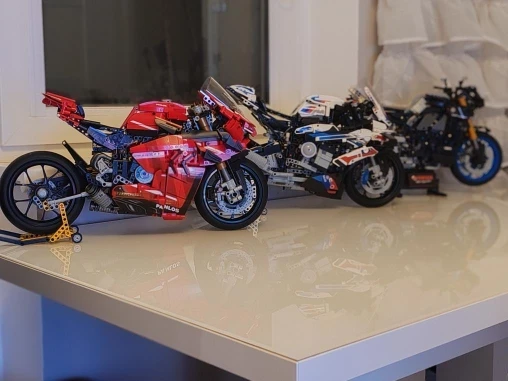 PANLOS V4S Superbike 672101 | 2129PCS