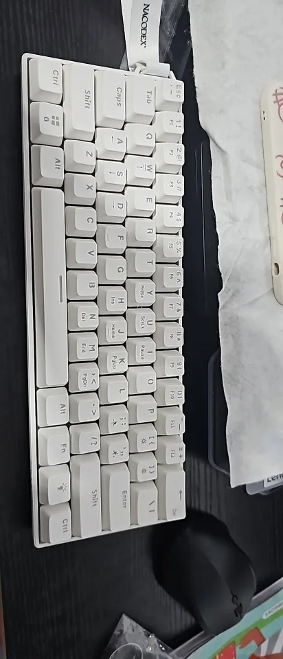 AJAZZ NK61 Teclado mecánico para juegos por cable 60% RGB intercambiable en caliente 61 teclas interruptor rojo Mini teclado para Gamer PC photo review