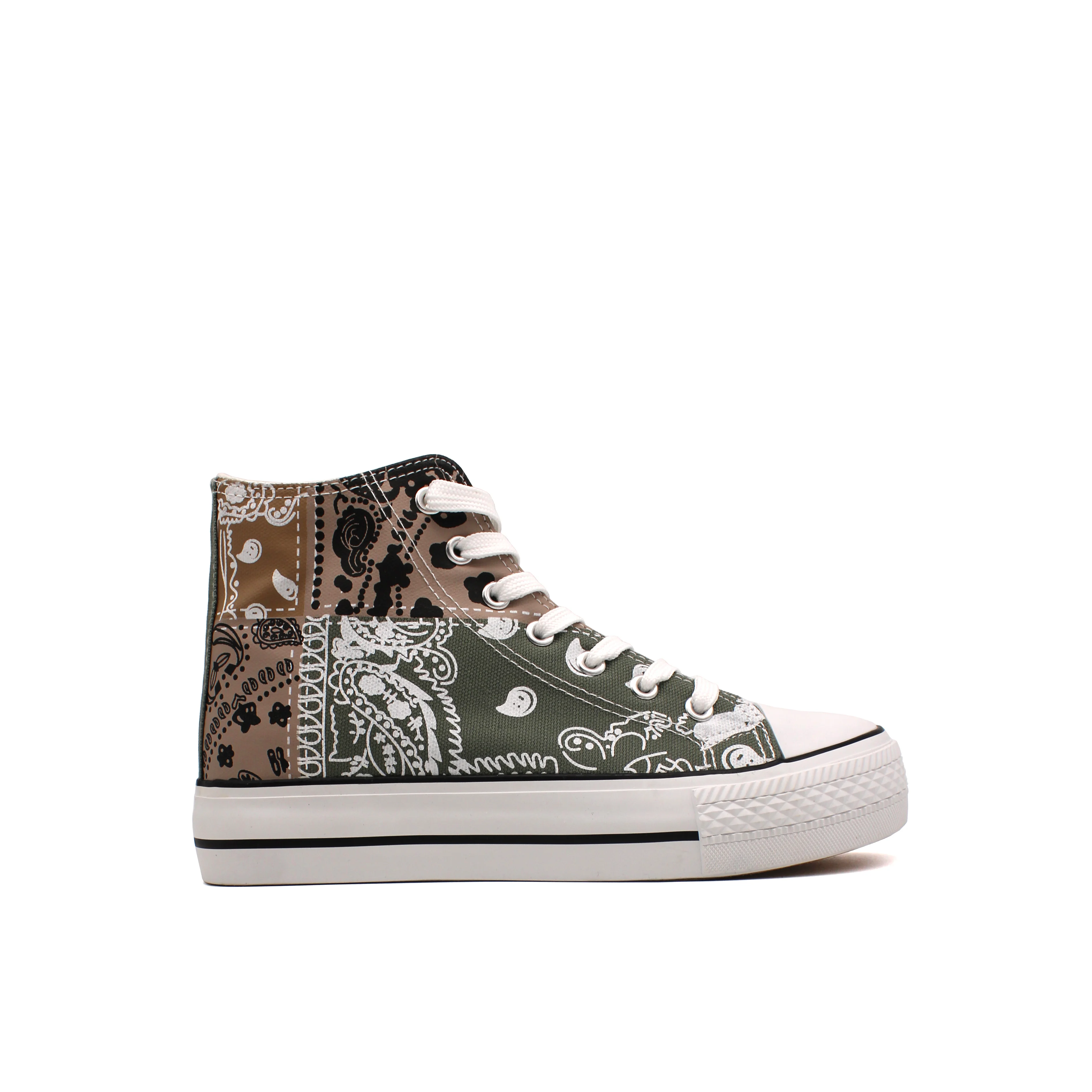 Soraia Shoes Women's sneakers closure detail