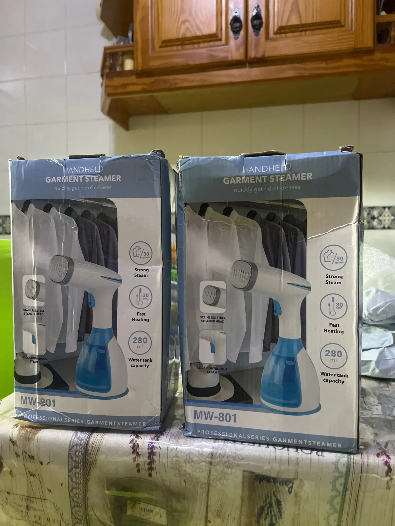 saengQ Handheld Garment Steamer 1500W Electric Household Fabric Steam Iron 280ml Portable Vertical Fast-Heat photo review