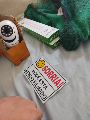 Câmera de Segurança Visão 360 com Wifi e Encaixe de Lampada Bocal photo review