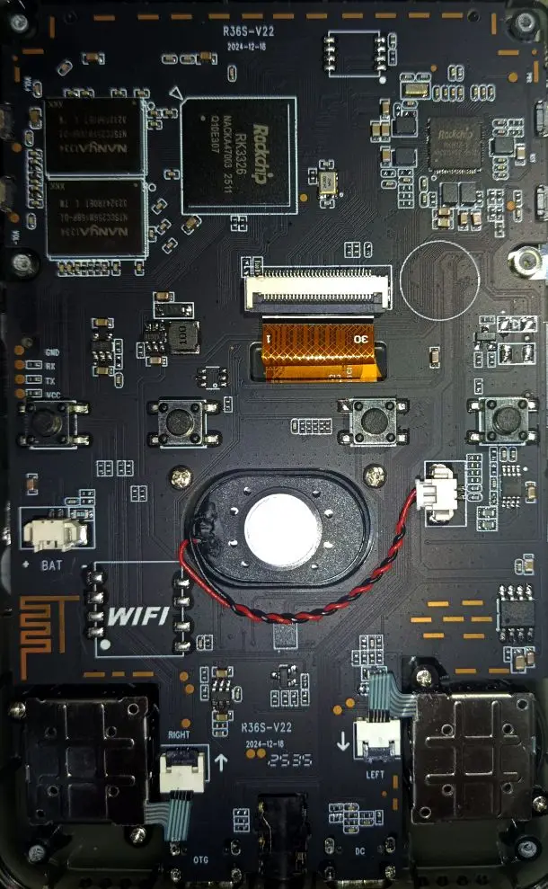 SyncPlay Pro 2 ™ - It’s not just gaming. Your portable nostalgia machine.