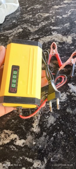 Chargeur de batterie 12V, 7A