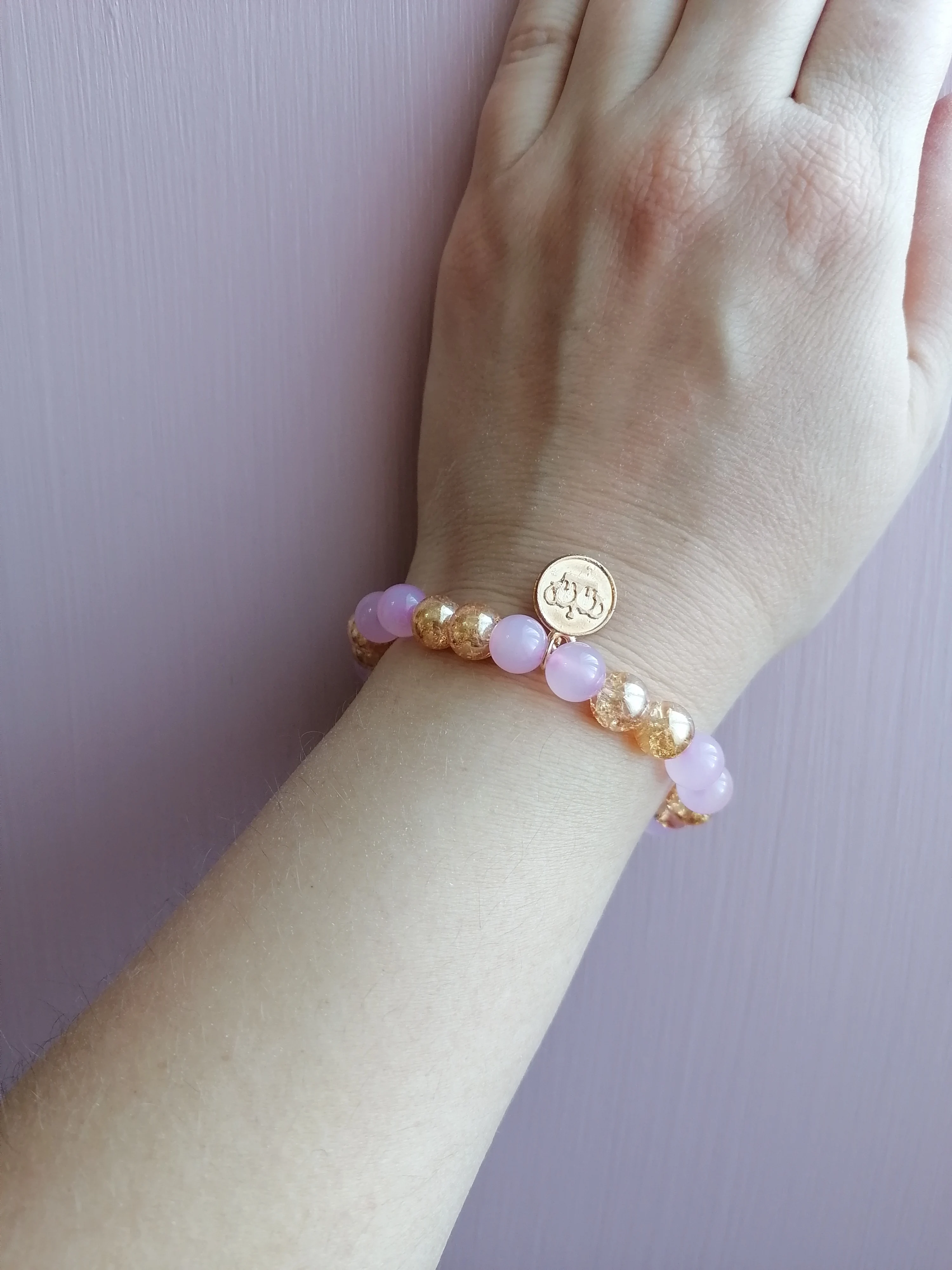 Рисунок 2 - Браслет из морганита и сахарного