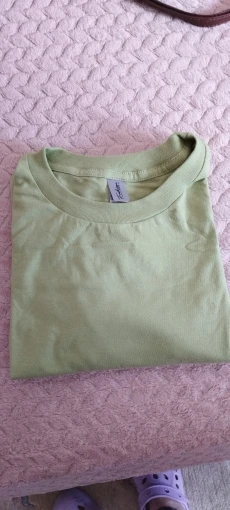 Breathable 100% Cotton Women's Tees - Stylish Summer Essentials photo review