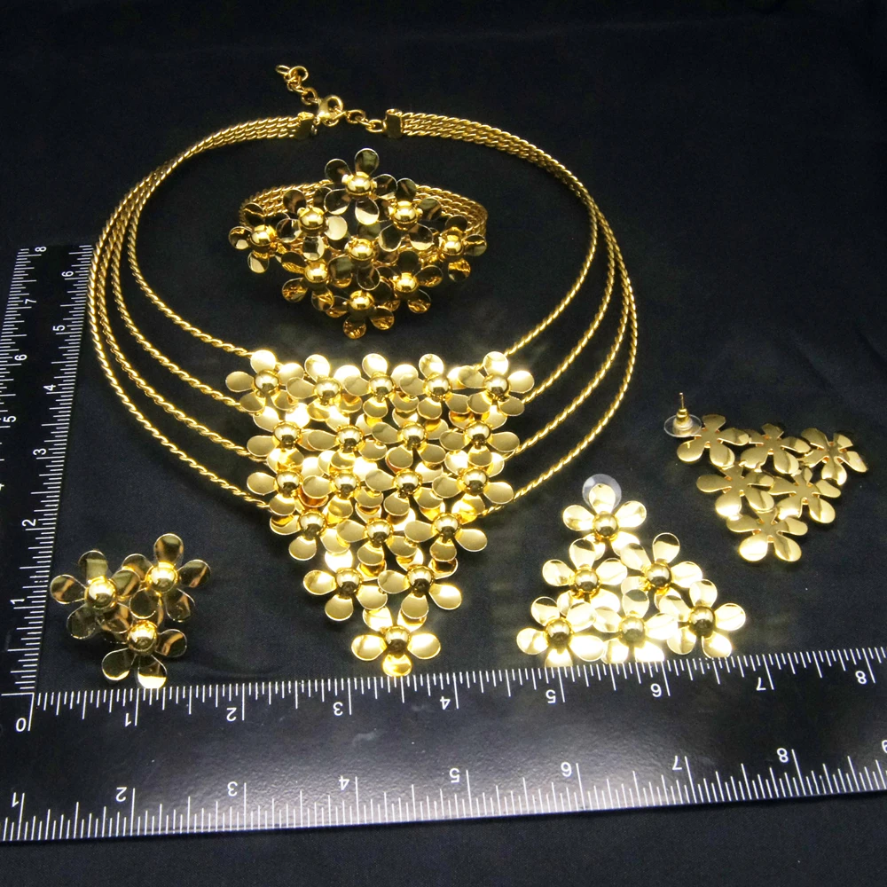 Colar brasileiro banhado a ouro 24k para mulheres, pingente de zircão  vermelho, banquete de casamento de luxo, design original dourado -  AliExpress, image size:1000x1000