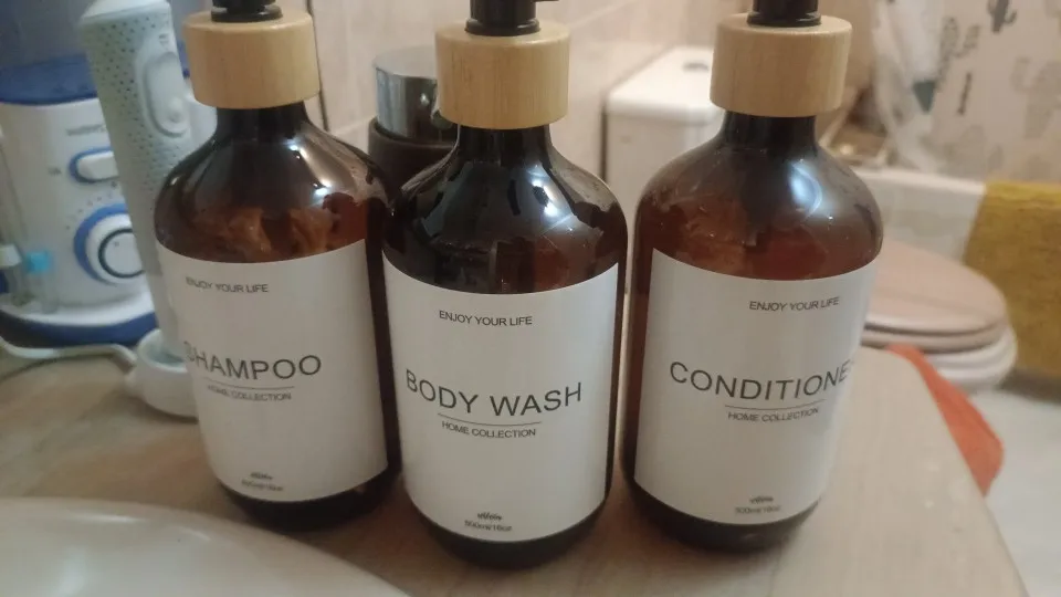 3pcs/500ml Waterproof Lotion Dispenser with Label for Bathroom Shampoo, Shower Gel, and Body Lotion Storage photo review