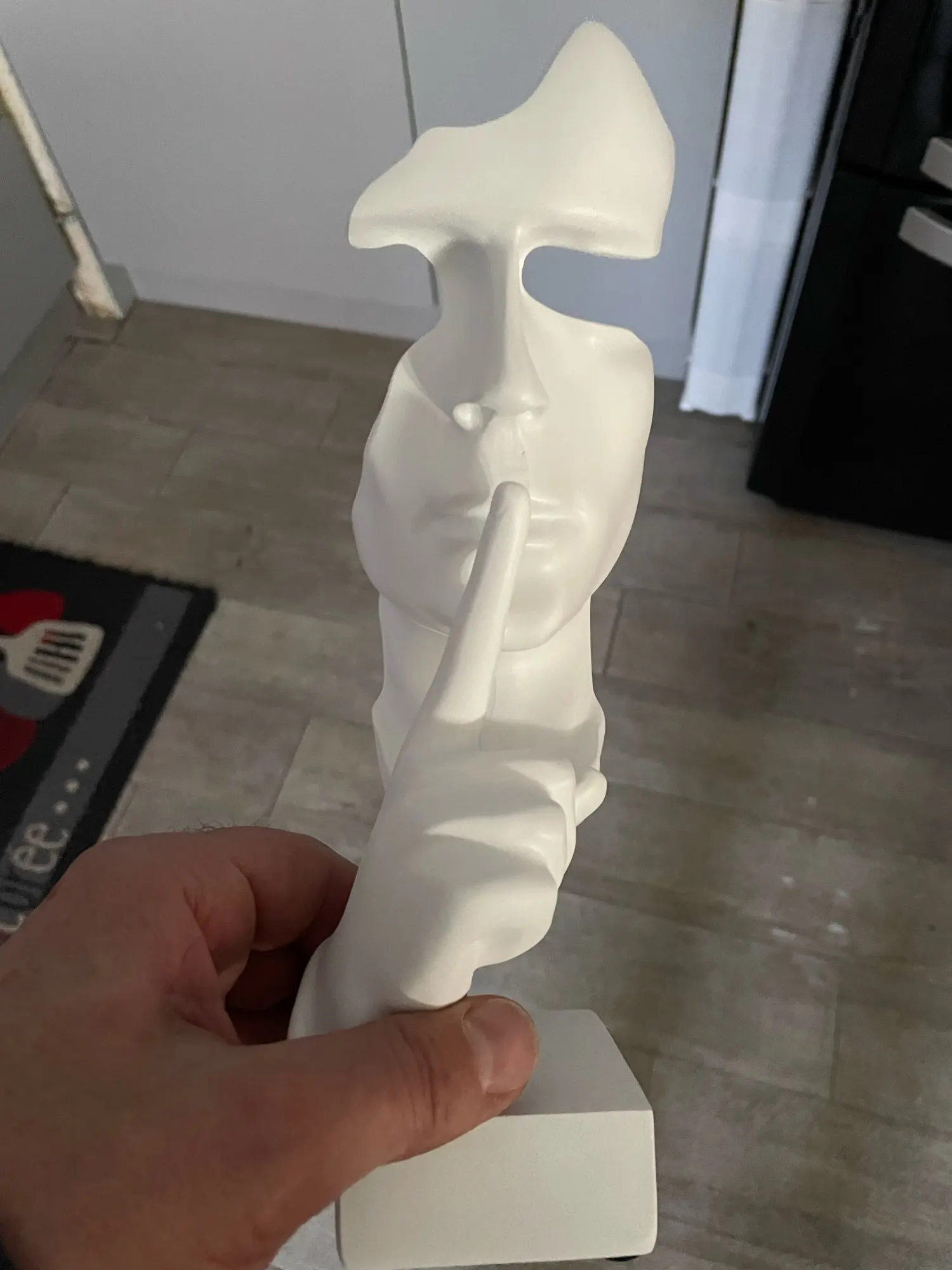 Silent Contemplation, Retro Resin Thinker Statue - Timeless Home and Office Décor Accentuating Abstract Thought photo review