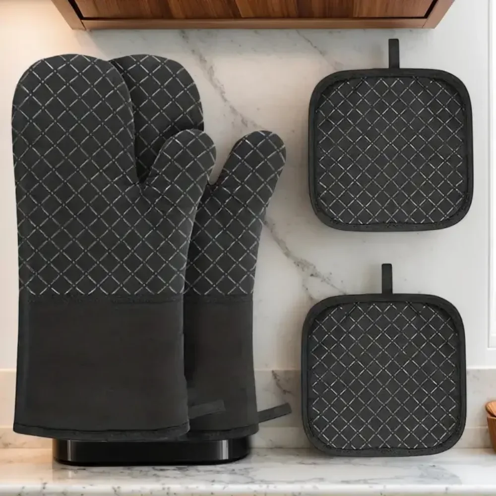 4-piece set of oven gloves and pan pads, 500Â°F kitchen heat insulation gloves, anti-slip silicone striped oven gloves, heat-resi