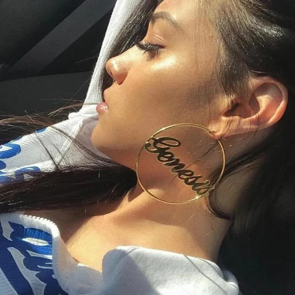 Индивидуальные серьги-кольца с именем на заказ