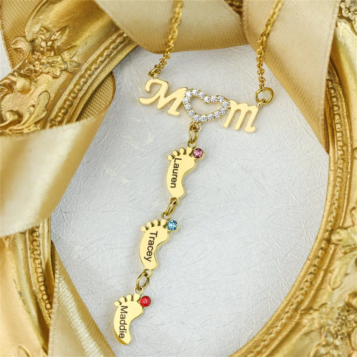 New Mum Necklace with Baby Feet - Name My Jewelry ™