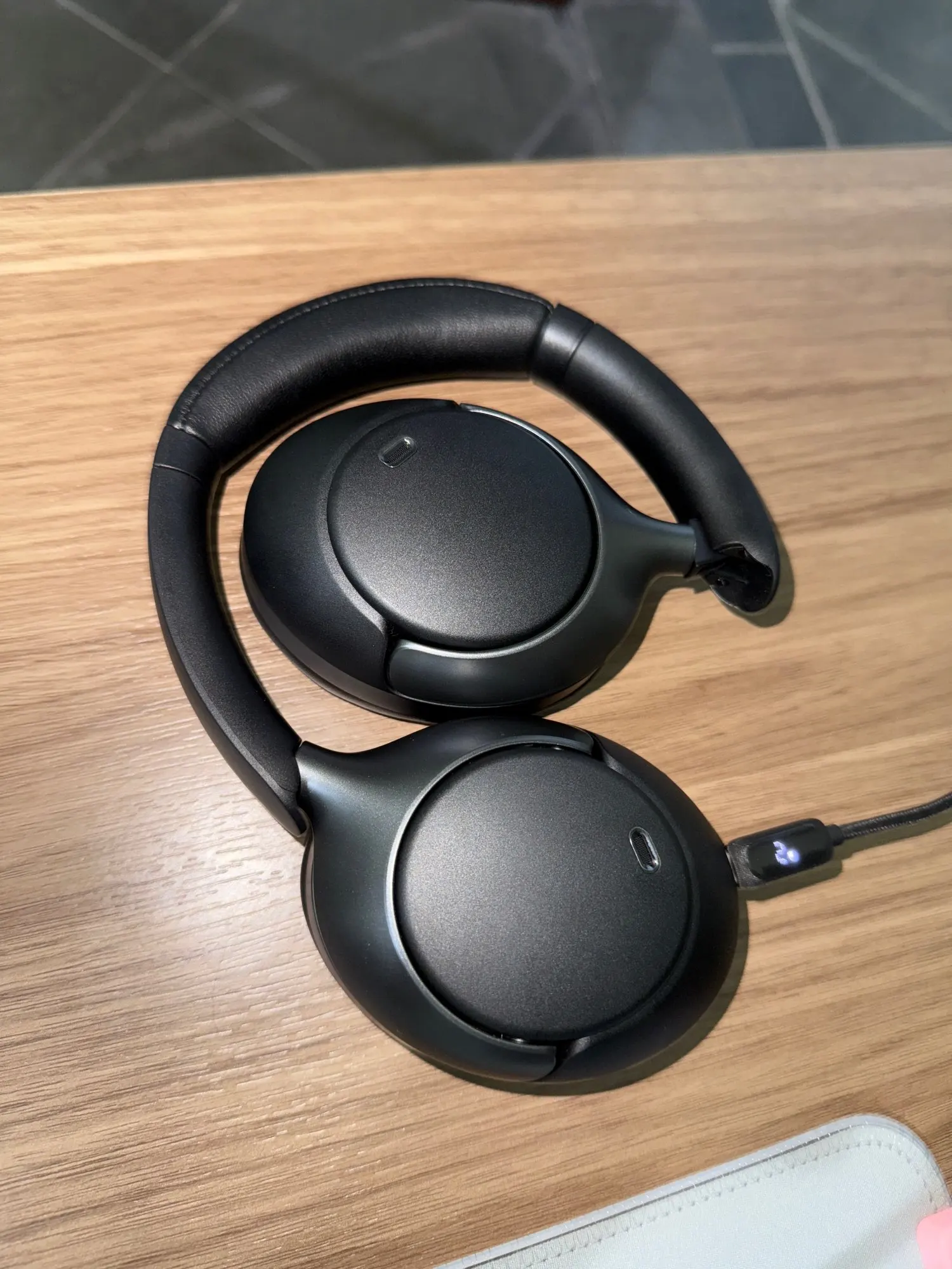 Fone de ouvido Qcy h3 pro anc photo review