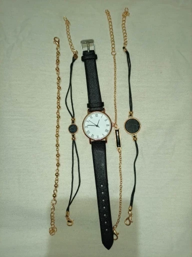 5/2PCS Watch Set For Women Luxury Leather Analog Ladies Quartz Wristwatch Fashion Bracelet Watch 2022 Relogio Feminino New Top photo review