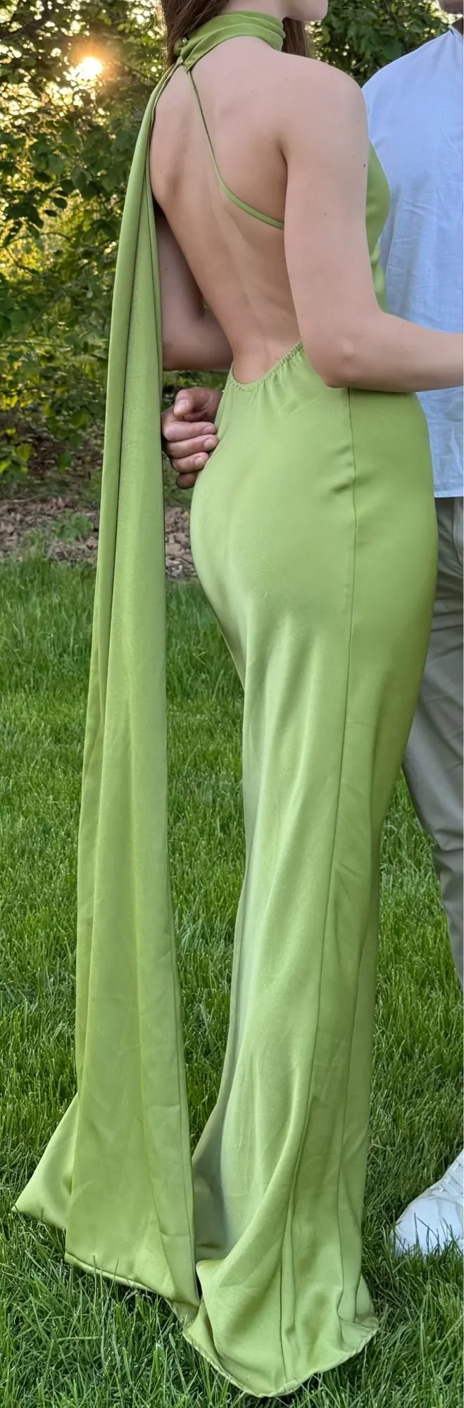 Robe Longue Élégante Femme 2025 | Dos Nu, Épaules Dénudées, Ruban Chic | Robe Maxi Été Sans Manches photo review